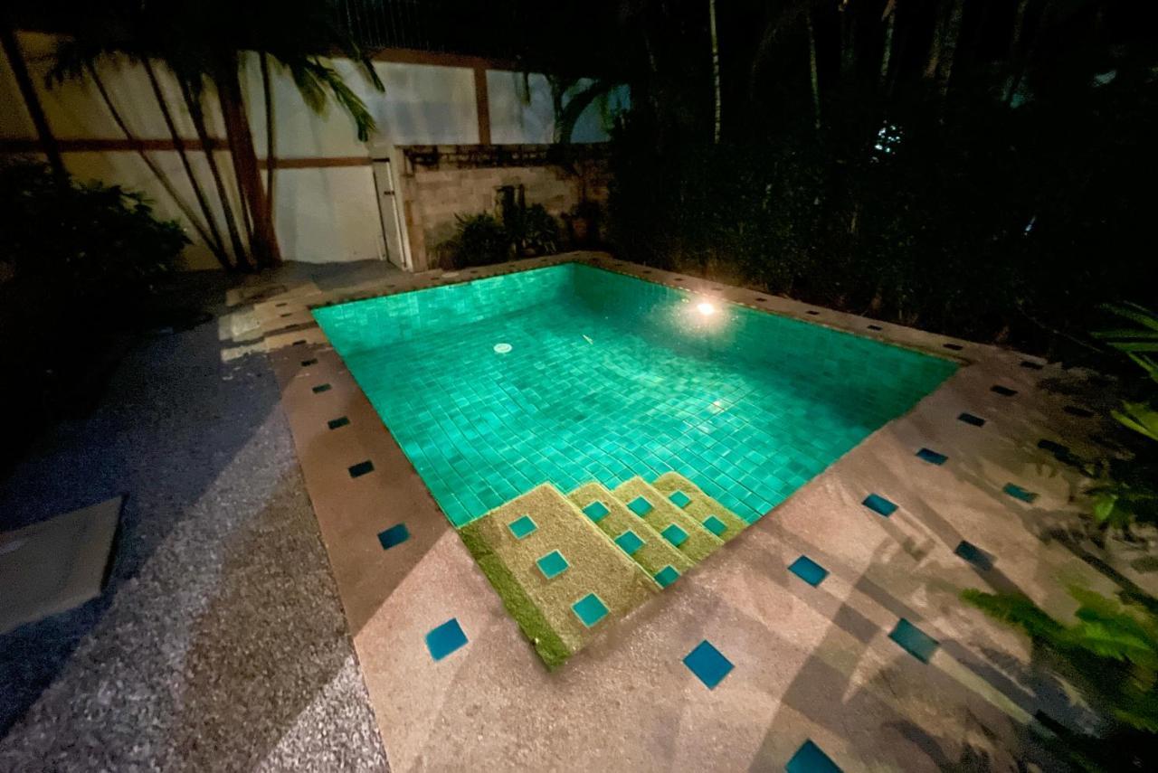 Private Pool & Jacuzzi Villa, Phratumnak, - 600m From The Beach, 711 Nearby