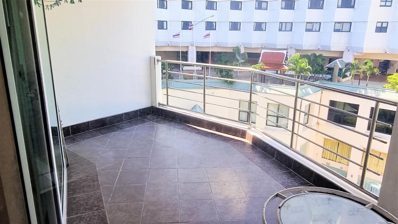 Plaza Jomtien Holiday home