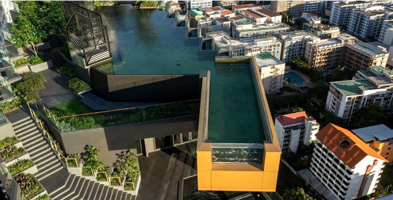 Edge Near Walking Street Apartamento *