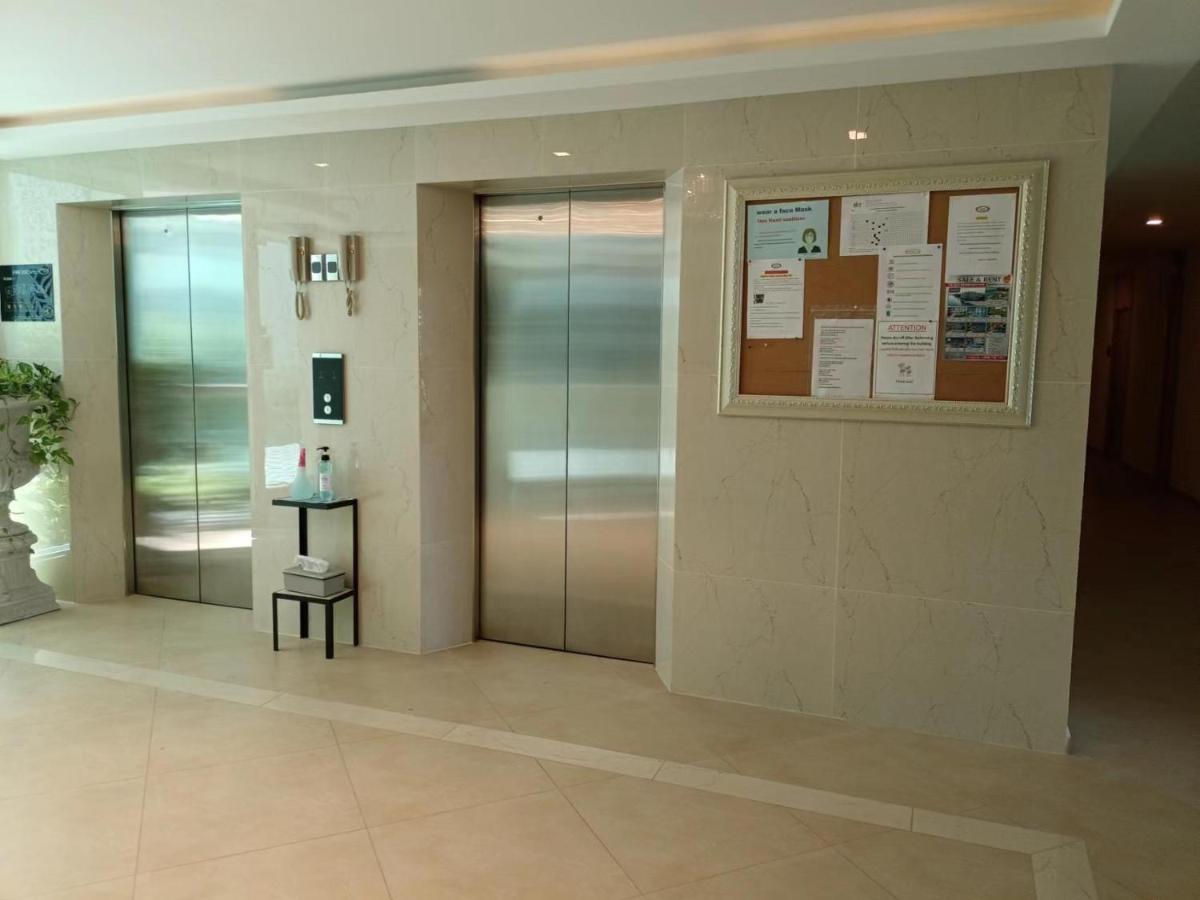 Olympus Garden Apartment *