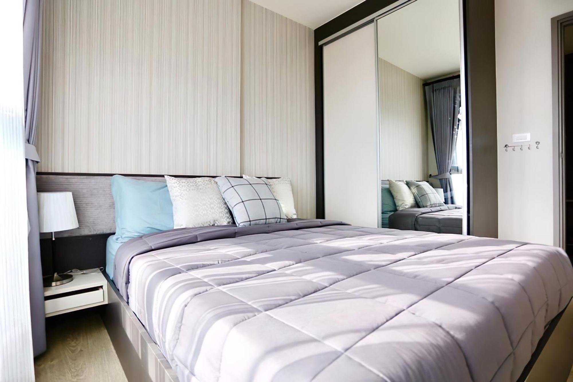 Central Great Location Next To Beach Apartment *