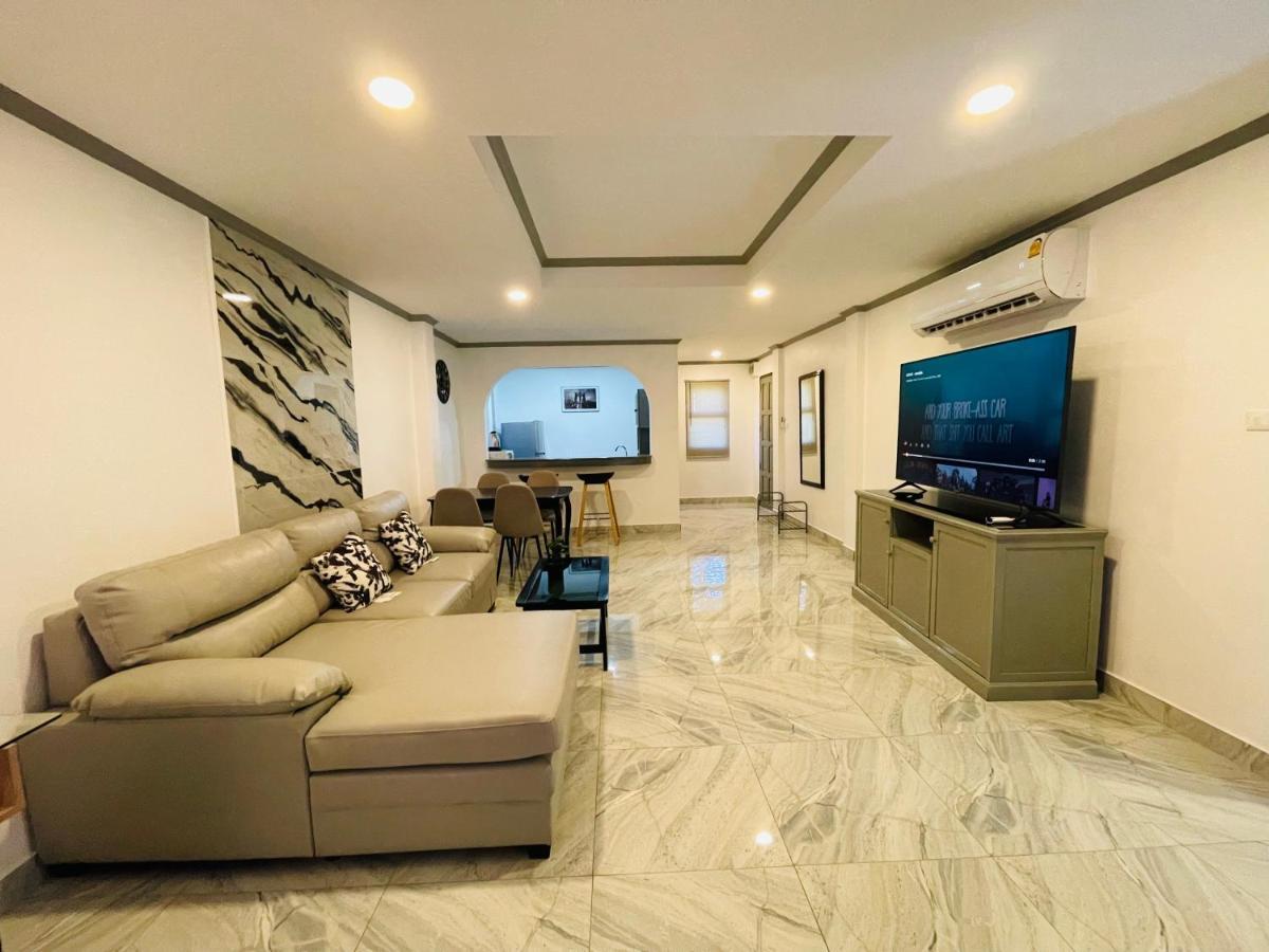 Del Max Apartamento Pattaya