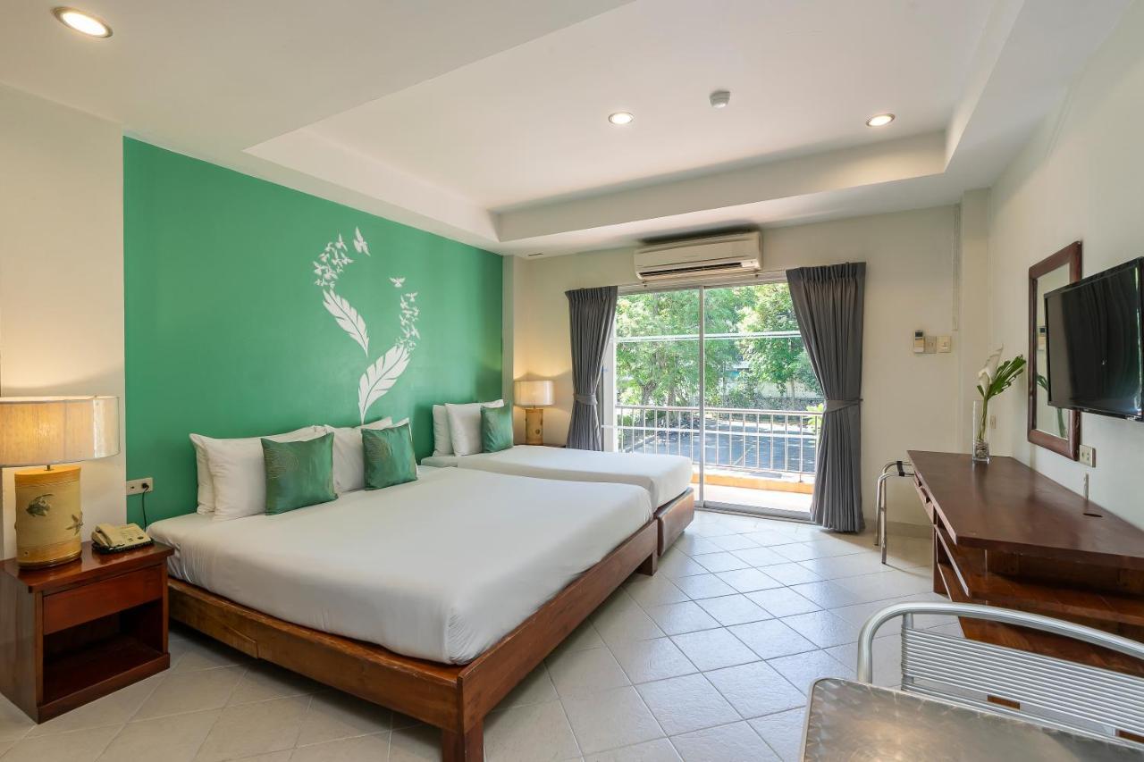 Bella 3rd Road Hotel 3*