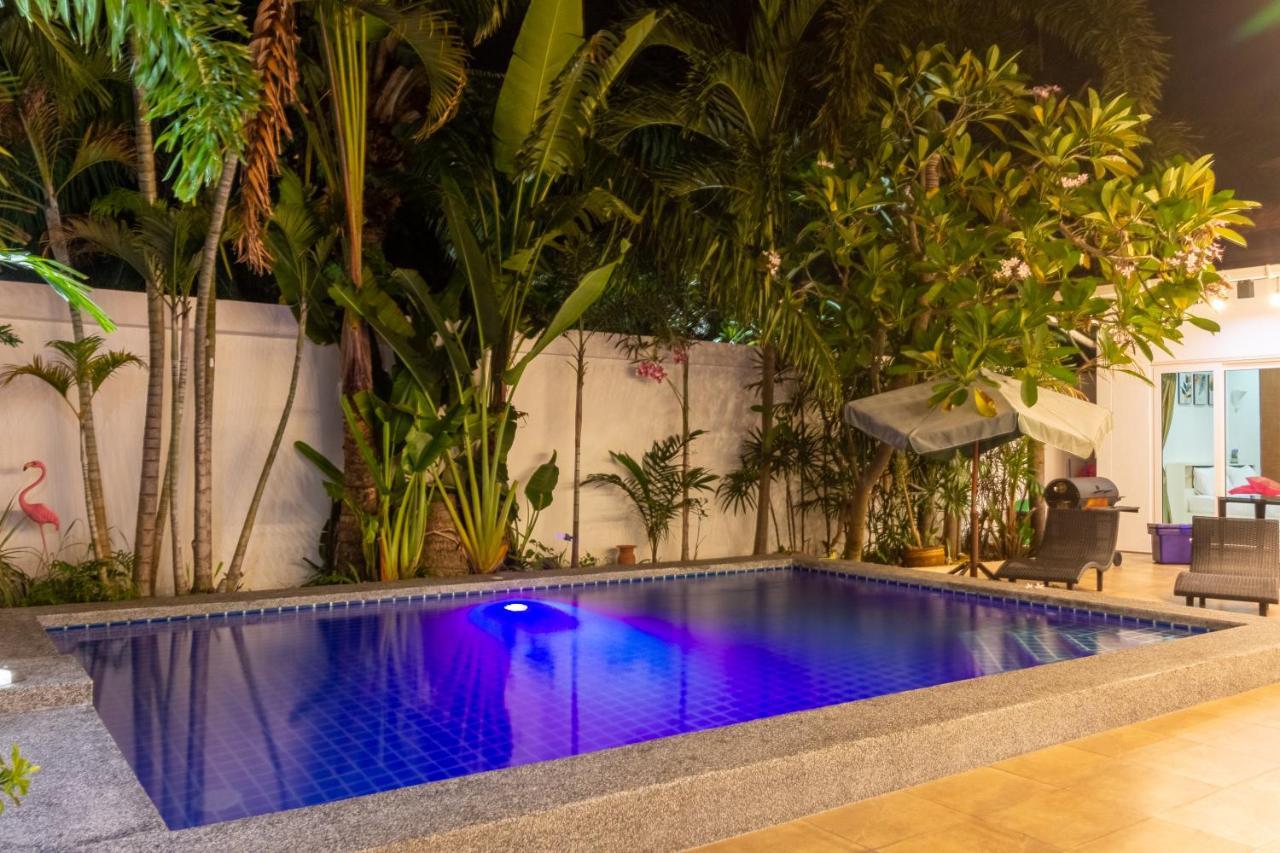 Luxury 3 Bhk 200m From The Villa *