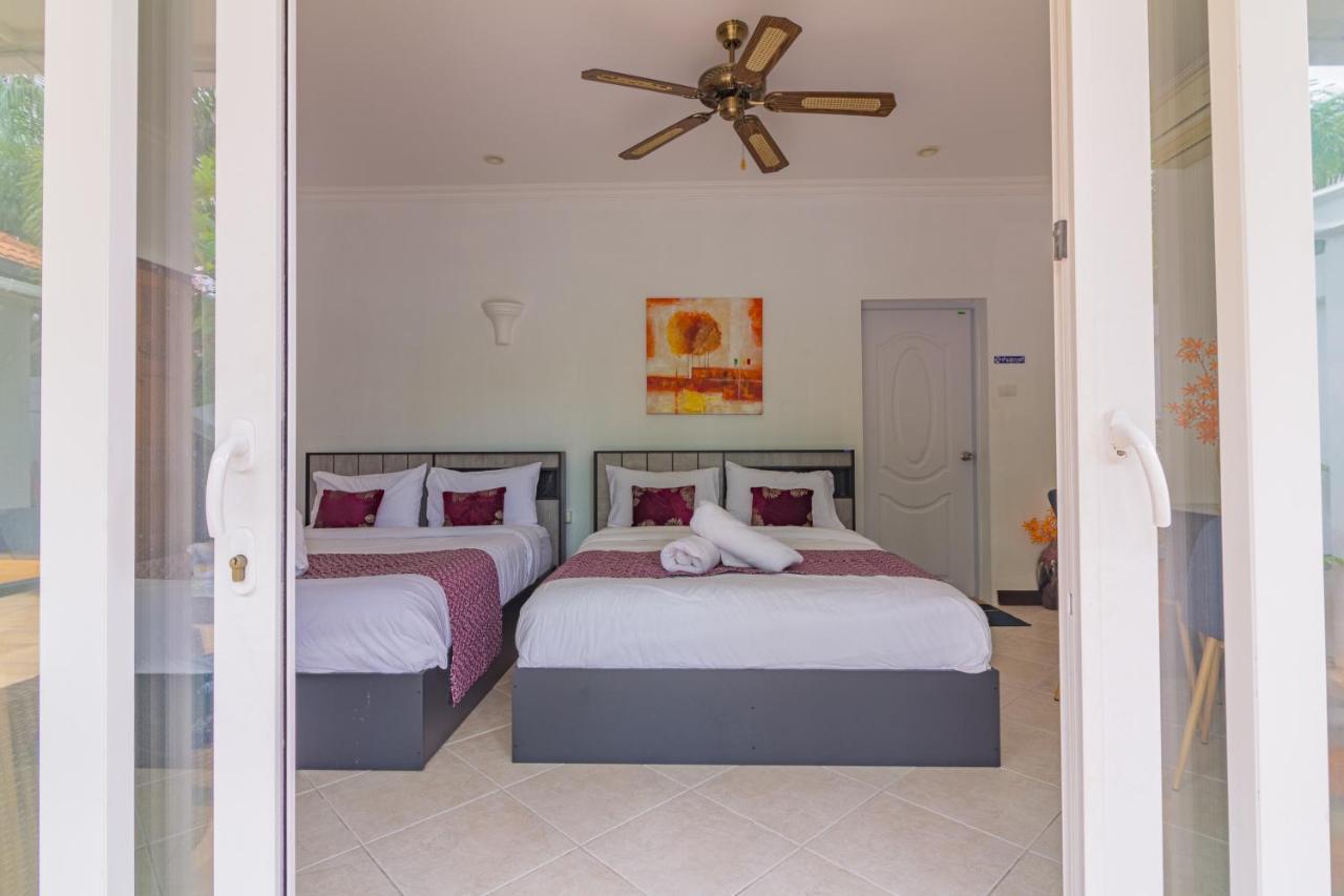 Villa Luxury 3 Bhk 200m From The Pattaya