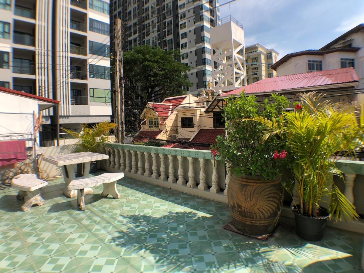 Sumalee Albergue Pattaya