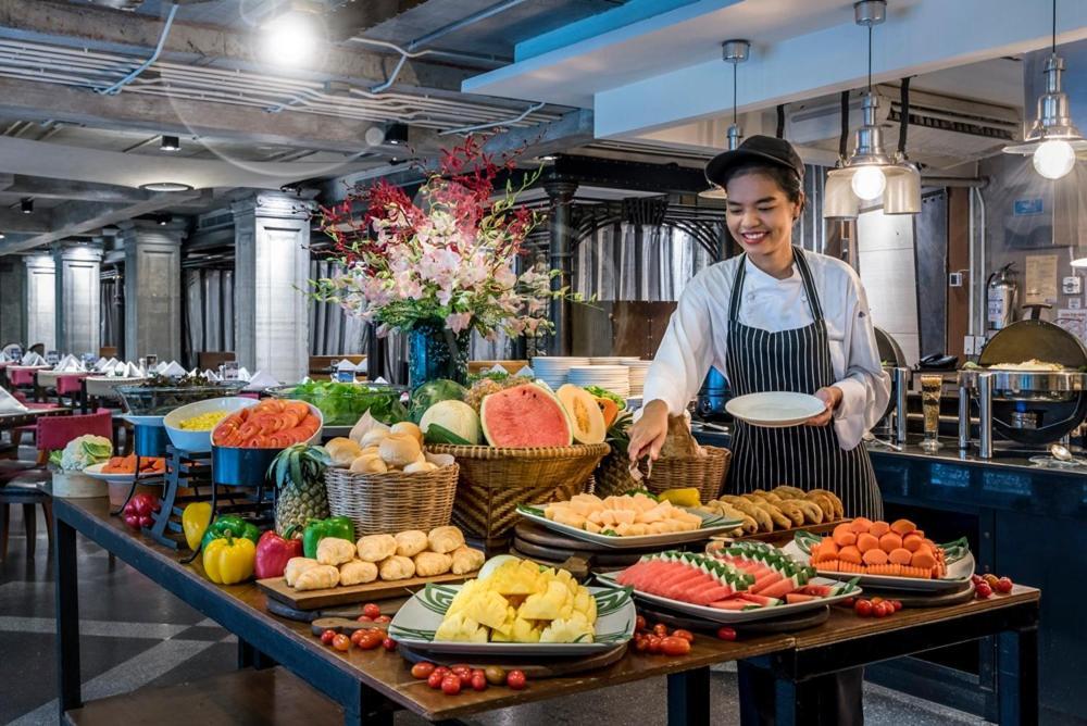 Resort Modus Beachfront Pattaya