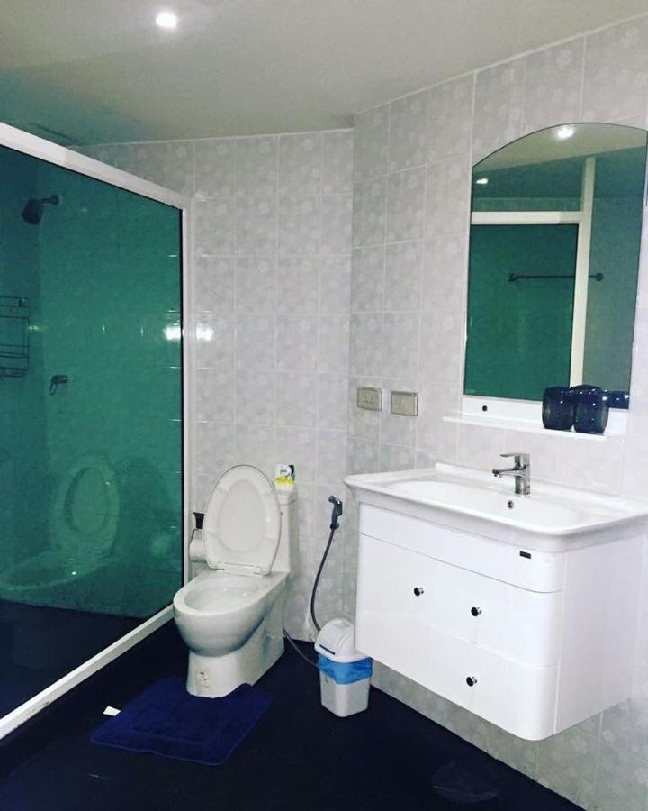 W-9 Hotel Pattaya
