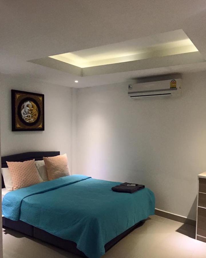 W-9 Hotel Pattaya