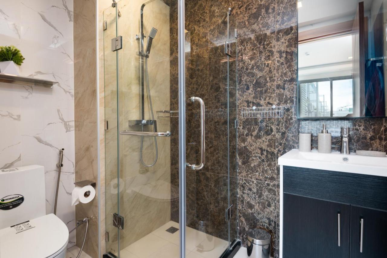 Apartment Rare Xxxl Swimming Pools - Free Fast Wifi - Floor Pool View Balcony *