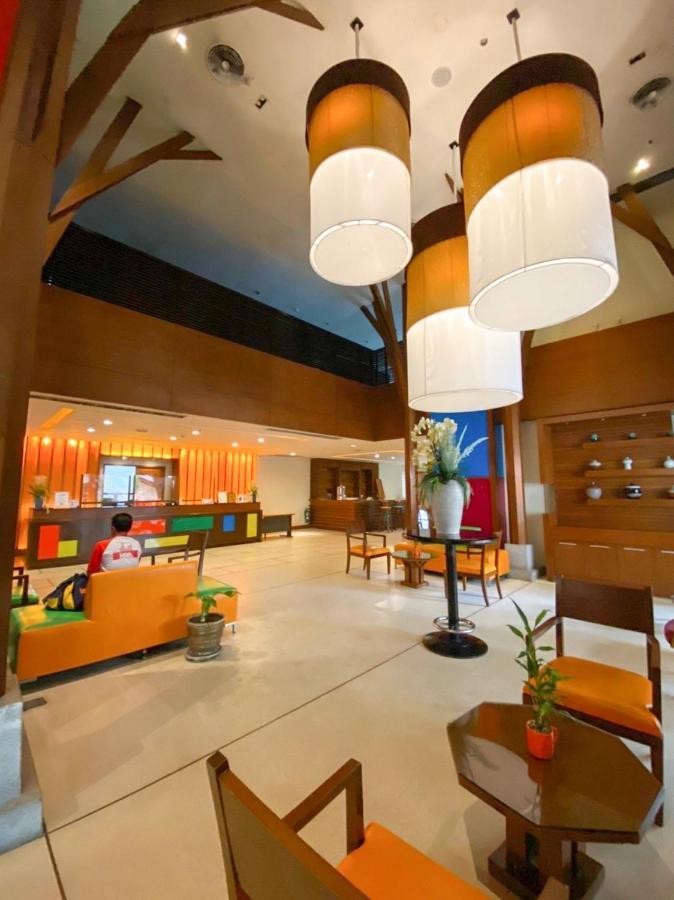 Hotel The Seasons - Sha Certified