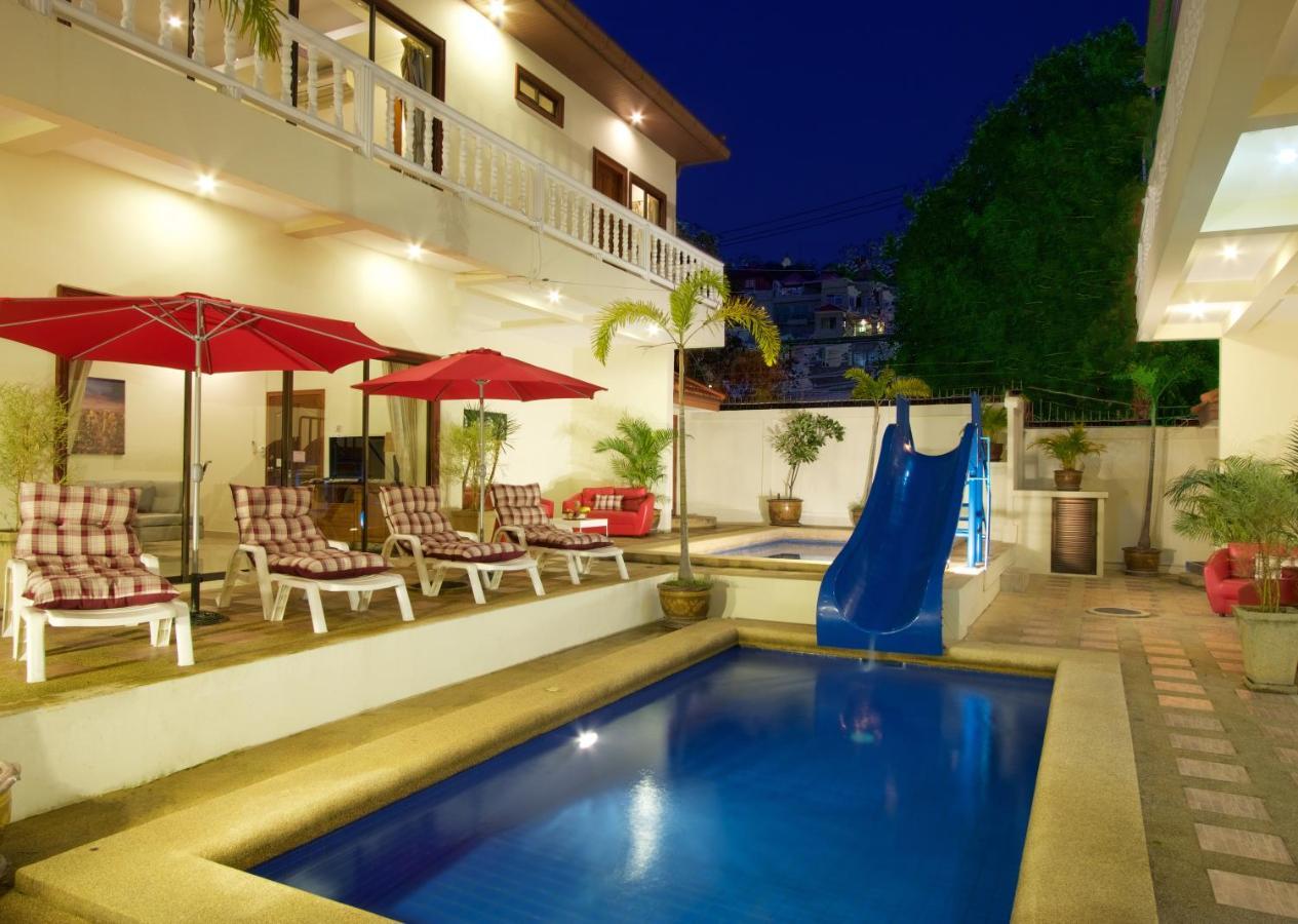 Villa Avoca Pool