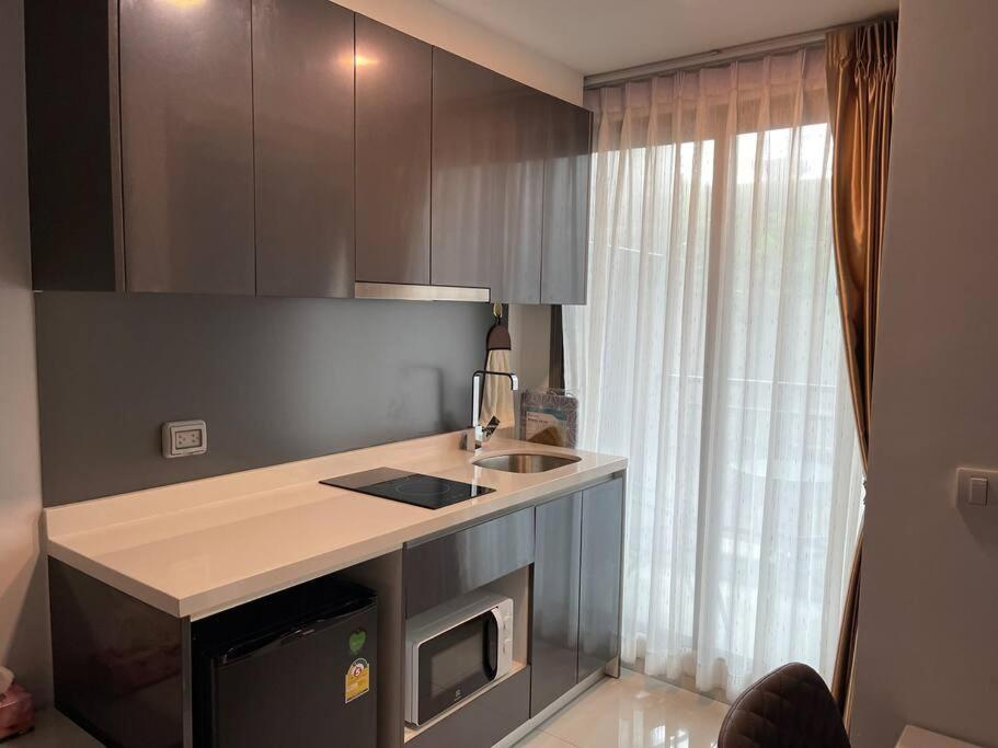 Arcadia Continental In Jomtien โรงแรม *