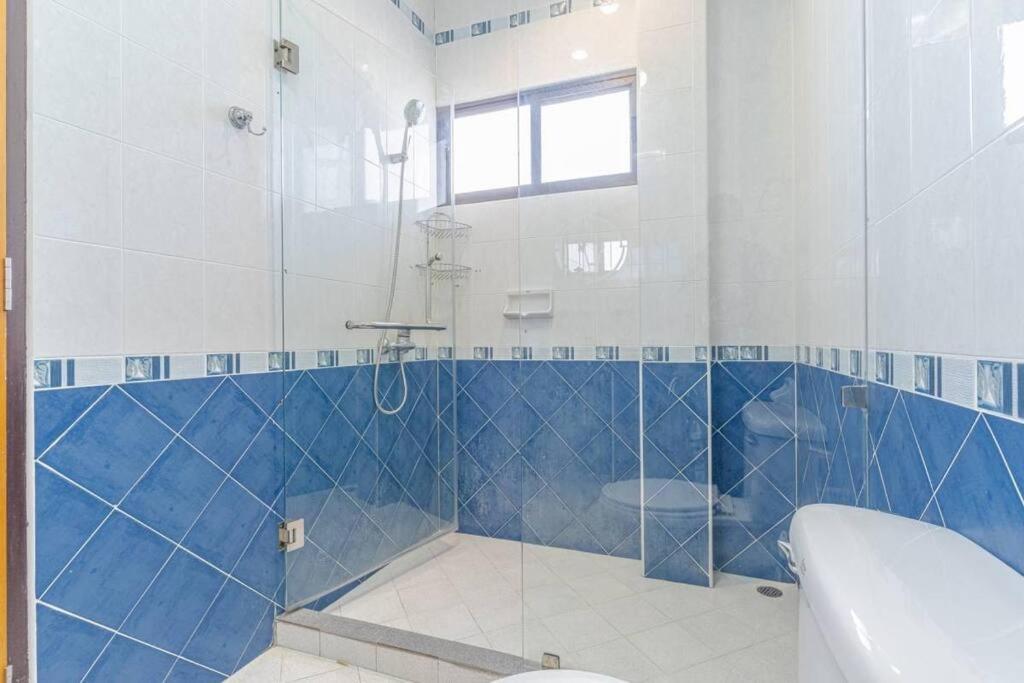 6-3br Huge Pool, Bbq, 300m-beach, 5 Mins To Walking Street * Pattaya