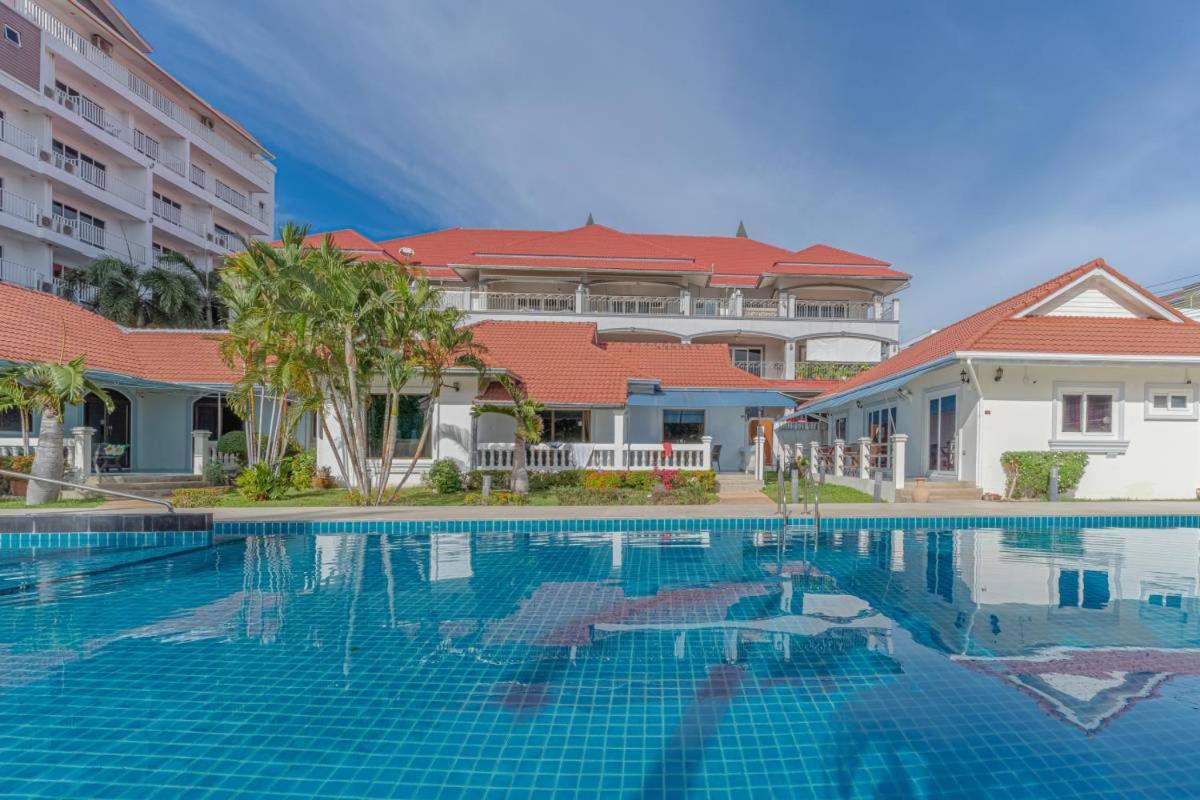 Mew Resort-15br-30pax,300m-beach & Near Walking Street Villa *