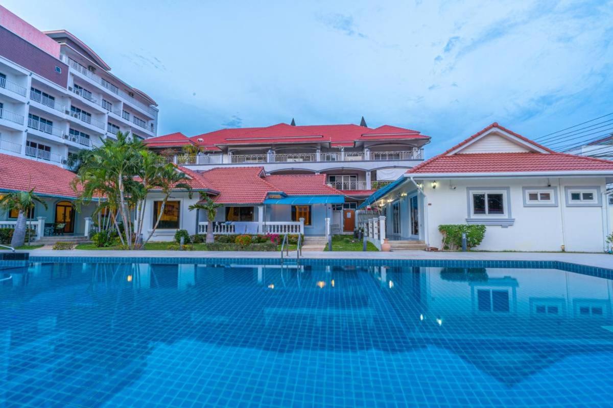Mew Resort-15br-30pax,300m-beach & Near Walking Street * Pattaya