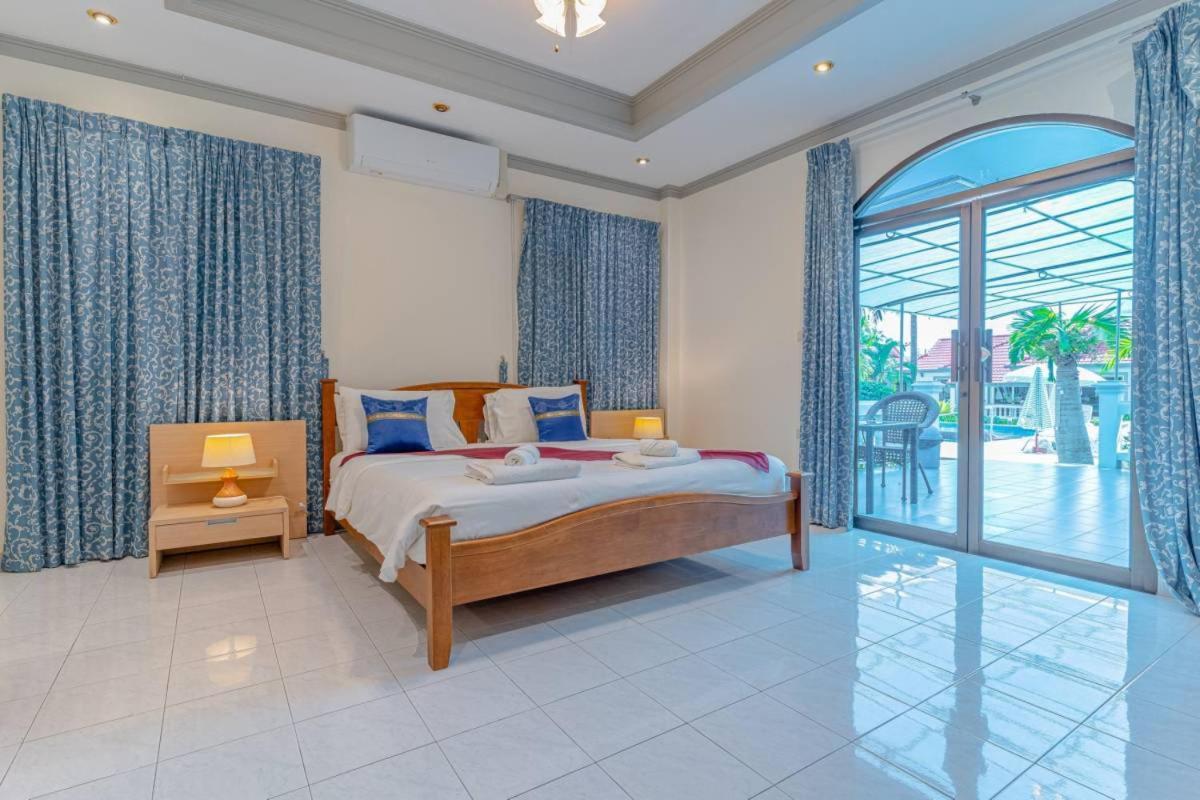 Mew Resort-15br-30pax,300m-beach & Near Walking Street