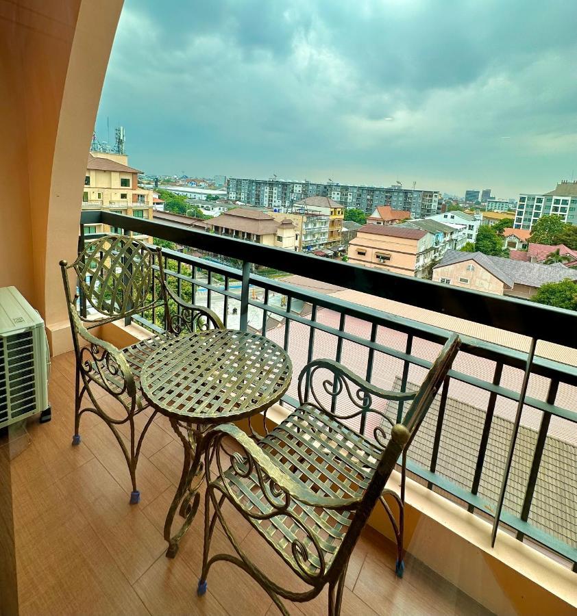 Mido Hotel