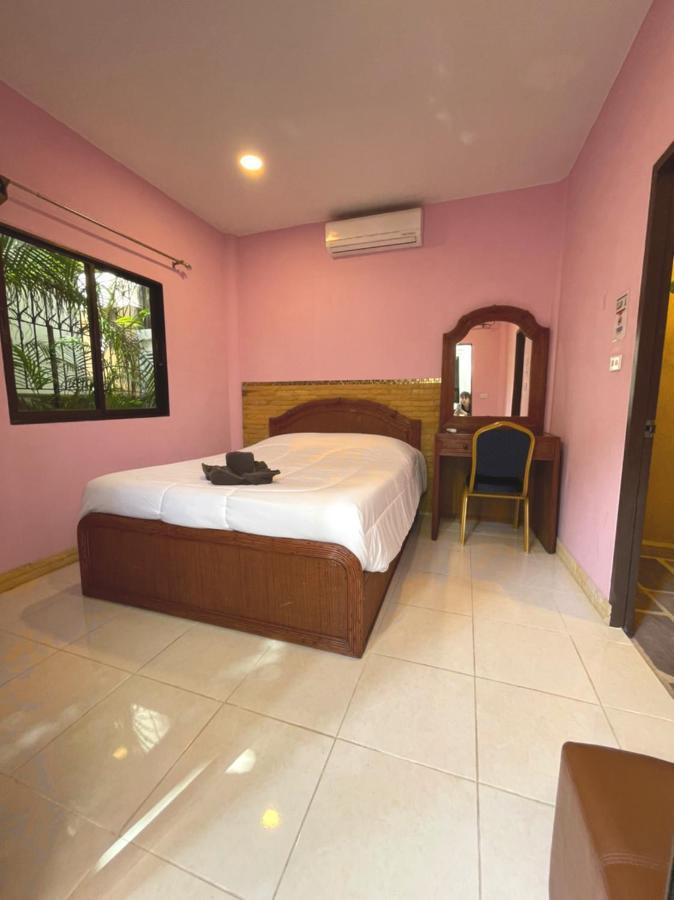 Madee - House Walking Street 6 Bedrooms Pattaya