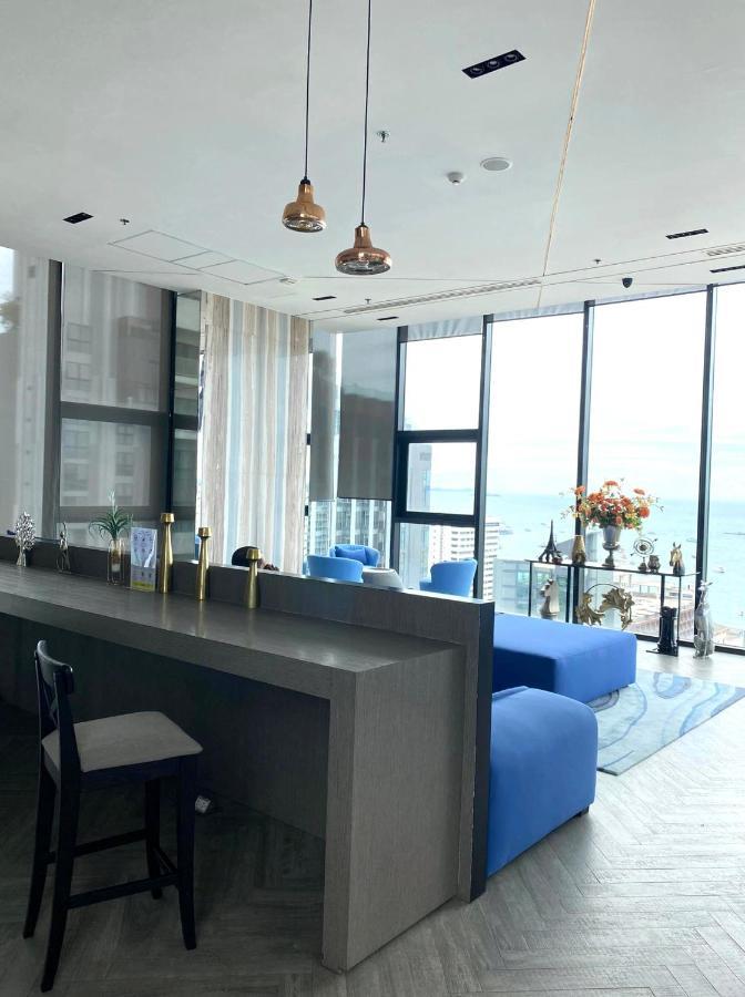 The Base Horizon Pattaya
