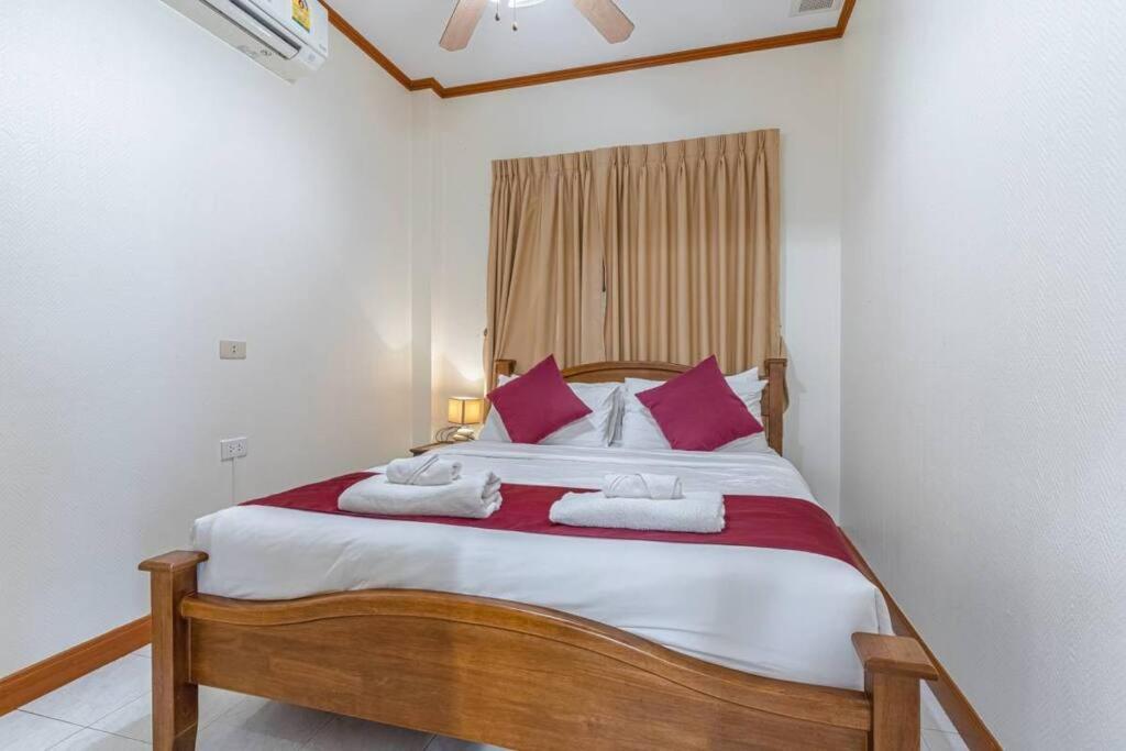 5-3br Huge Pool, Bbq, 300m-beach, 5 Mins To Walking Street Villa