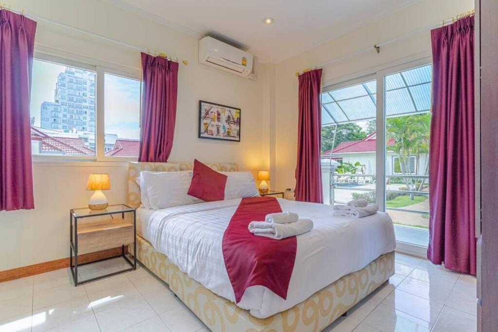 1-huge Pool, Bbq, 300m-beach, 5 Mins To Walking Street * Pattaya