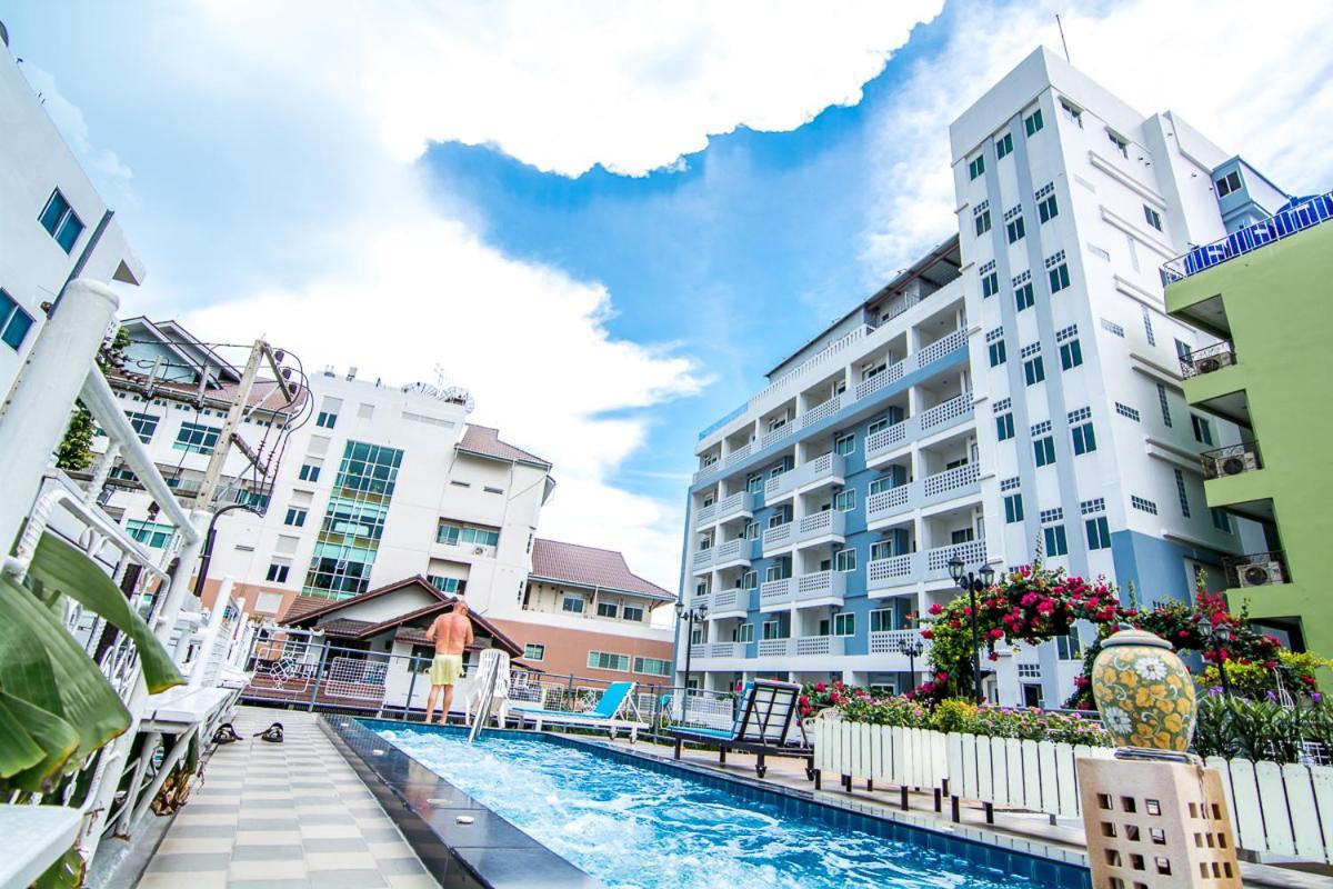 Sutus Court 7 Hotel 2*