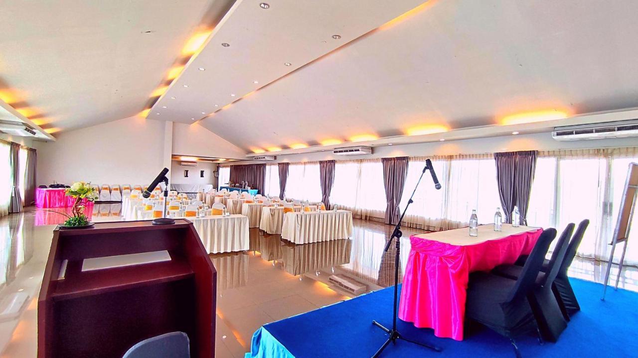 Gazebo 4*