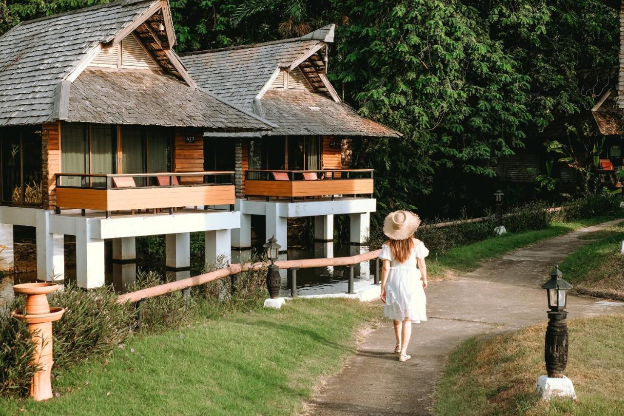 Resort Sunset Park And By Swr Na Chom Thian