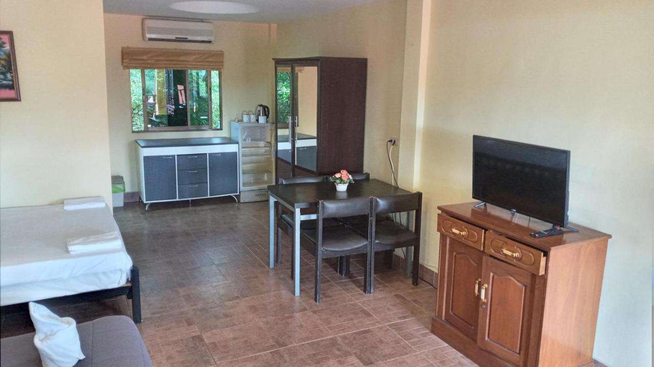 Phratamnak - 100 Meter From Apartment *
