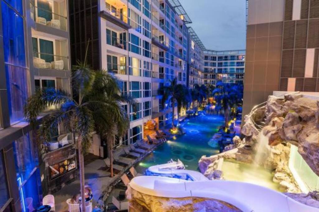 Large Luxury 1 Bed, City, Centara Avenue - Ca 217 Apartment Pattaya