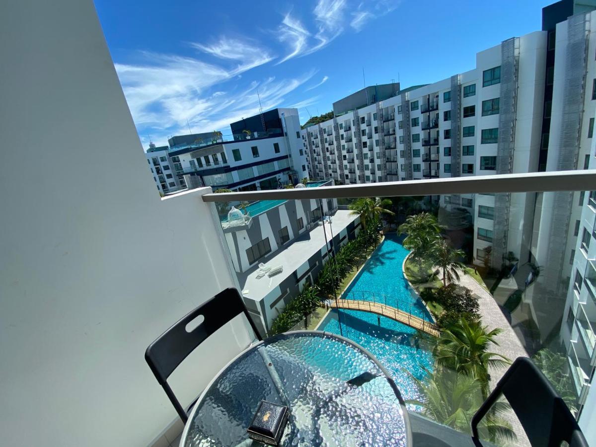 Arcadia Big Pool-big Gym Apartment Pattaya