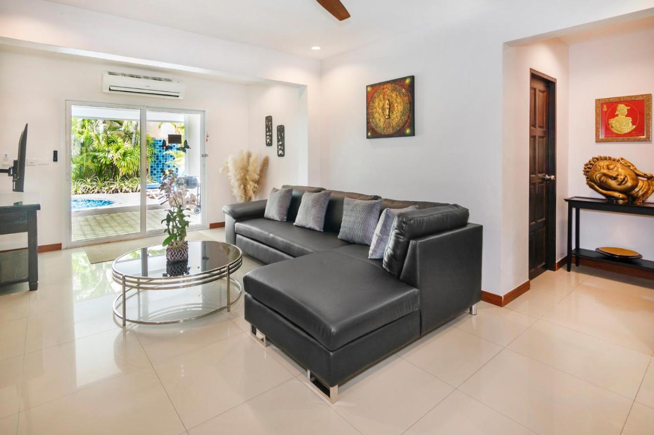 Villa Villa Waree Minutes From Beach And City Pattaya