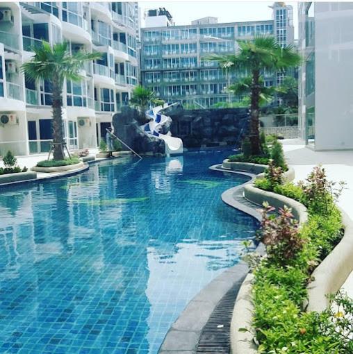 Grand Avenue * Pattaya