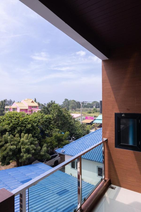 Tribe Hotel 3*