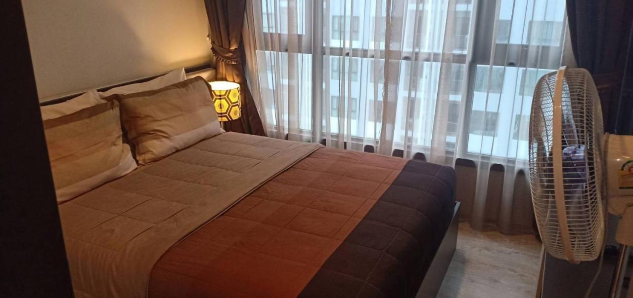 Near Hilton 1 Bedroom Poolseaview 8