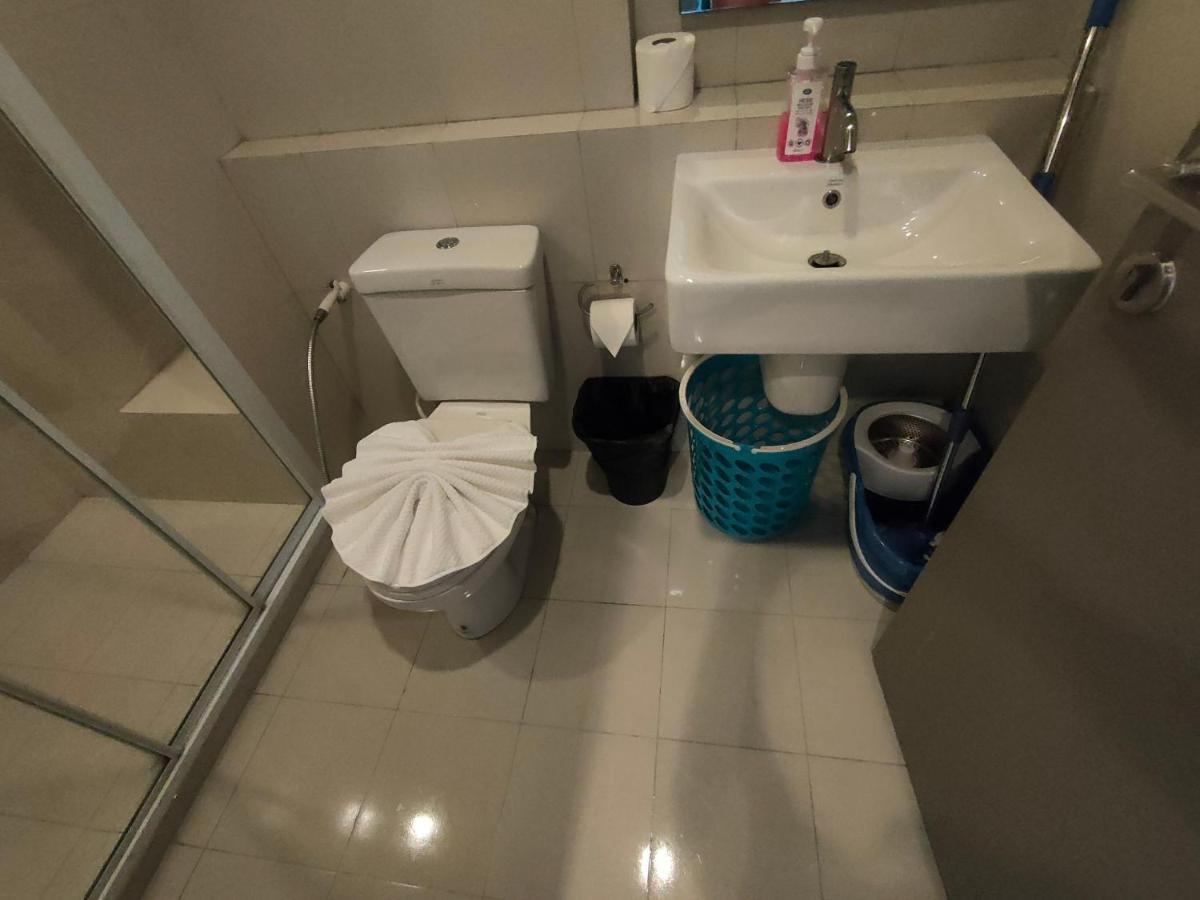 Holiday home Near Hilton 1 Bedroom Poolseaview 8 *