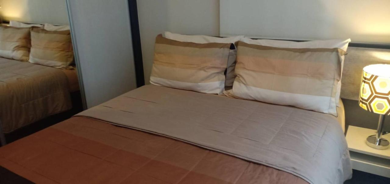Near Hilton 1 Bedroom Poolseaview 8