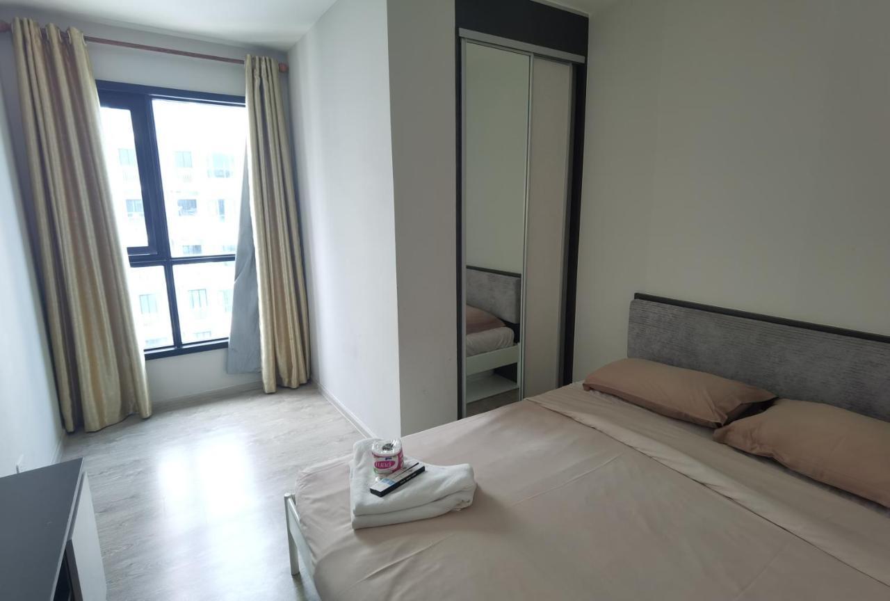 Apartment Llx At The Base Pattaya