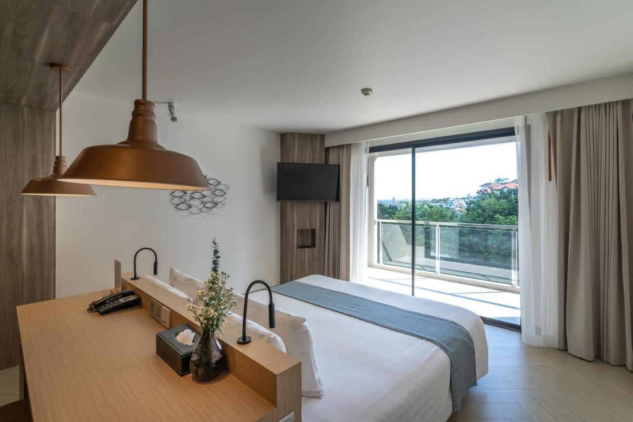 Golden Tulip Beachfront Hotel 5*