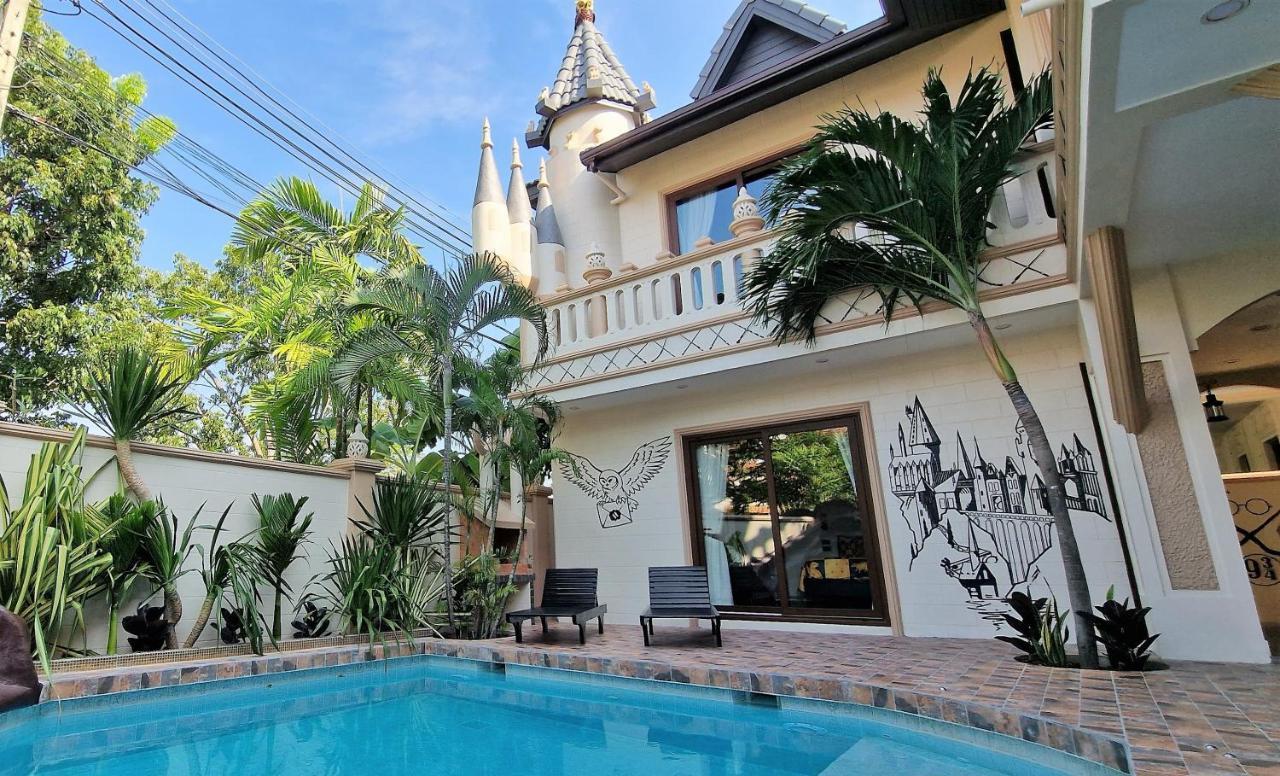 Potterland Luxury Pool Walking Street 6 Bedrooms Vila Pattaya