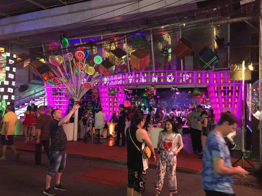 Grand Avenue 6floor