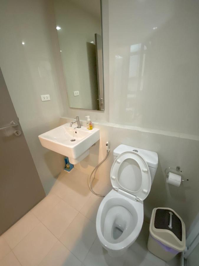 Apartment The Base In Pattaya