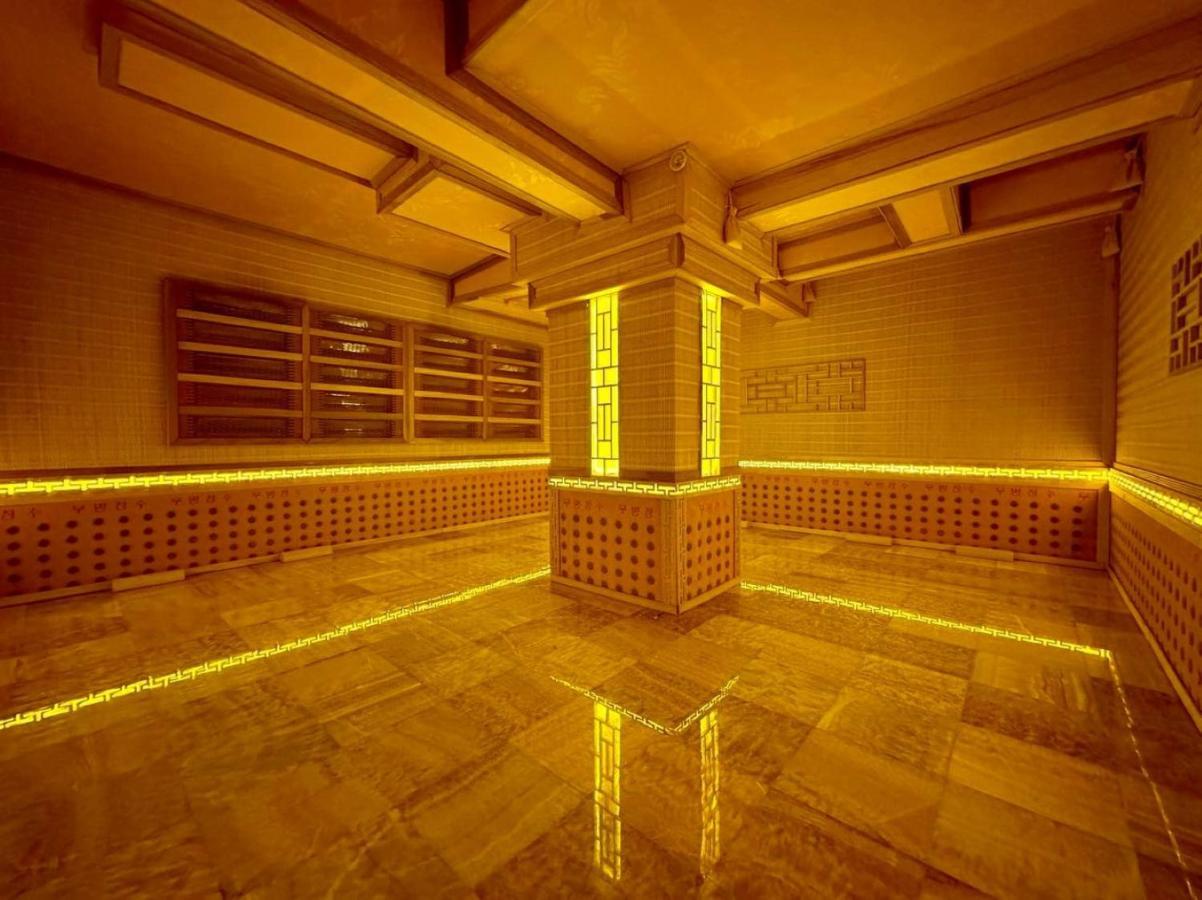 Hotel The Golden Boutique And