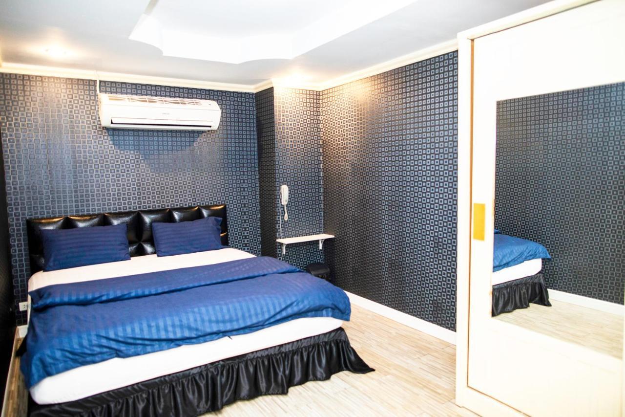 Merry Hotel 3*