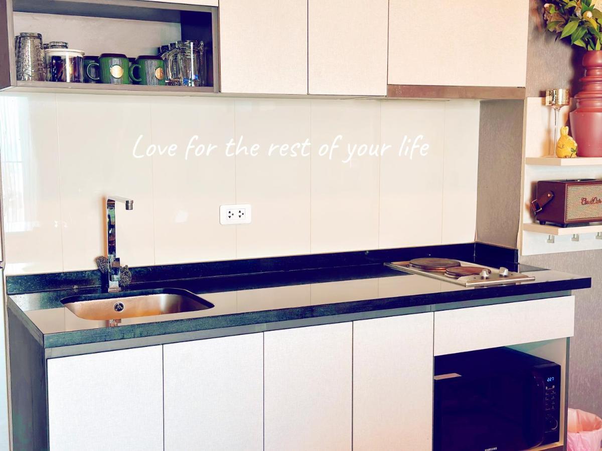 The Base Seaview Apartment