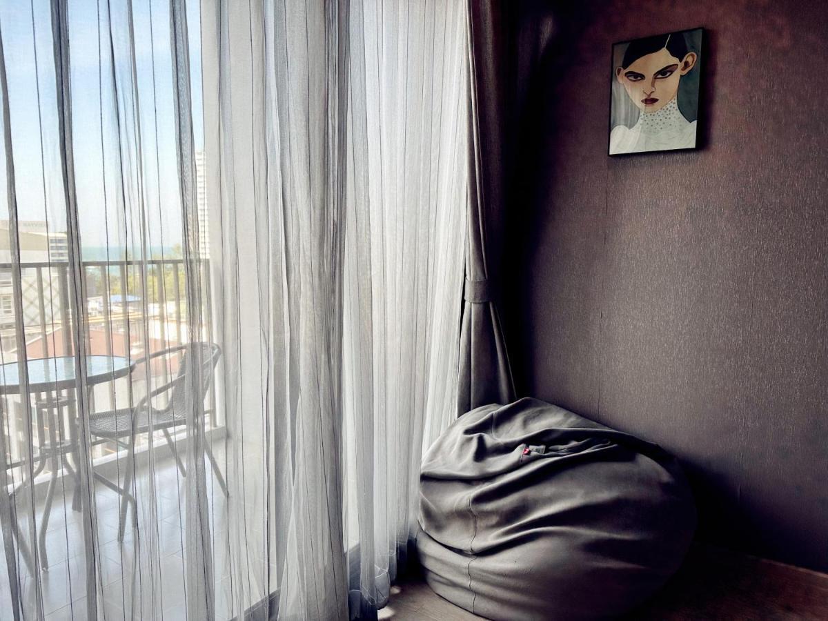 The Base Seaview Apartment Pattaya