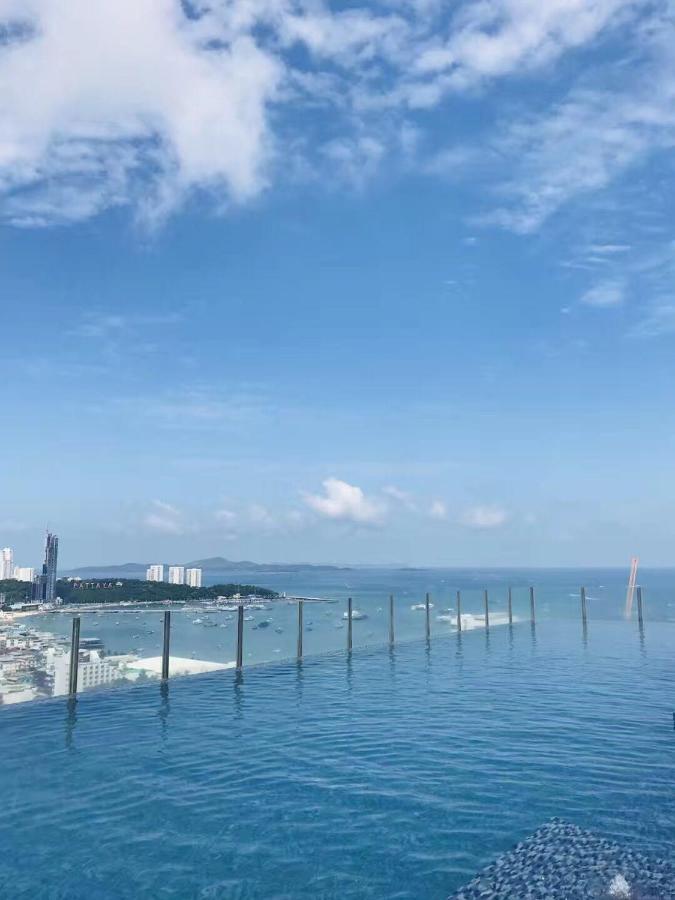 泰国芭提雅thebase无边游泳池公寓 * Pattaya