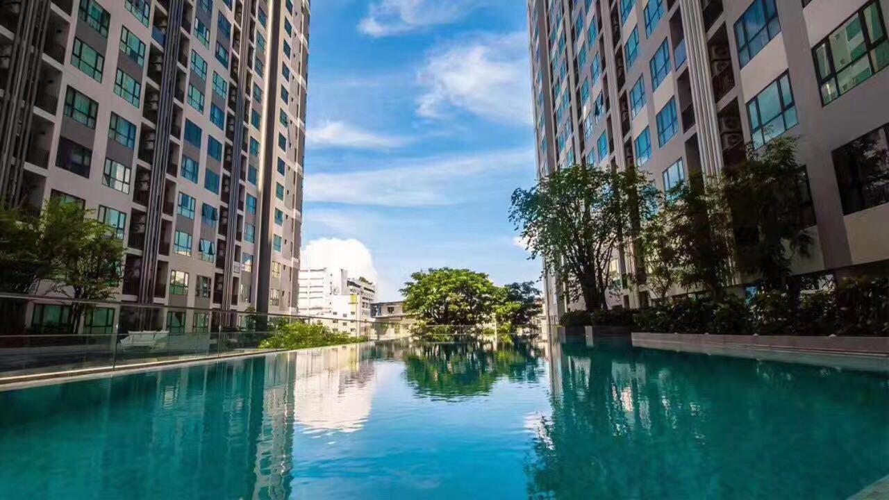 Apartment 泰国芭提雅顶层无边游泳池公寓thebase健身房 *
