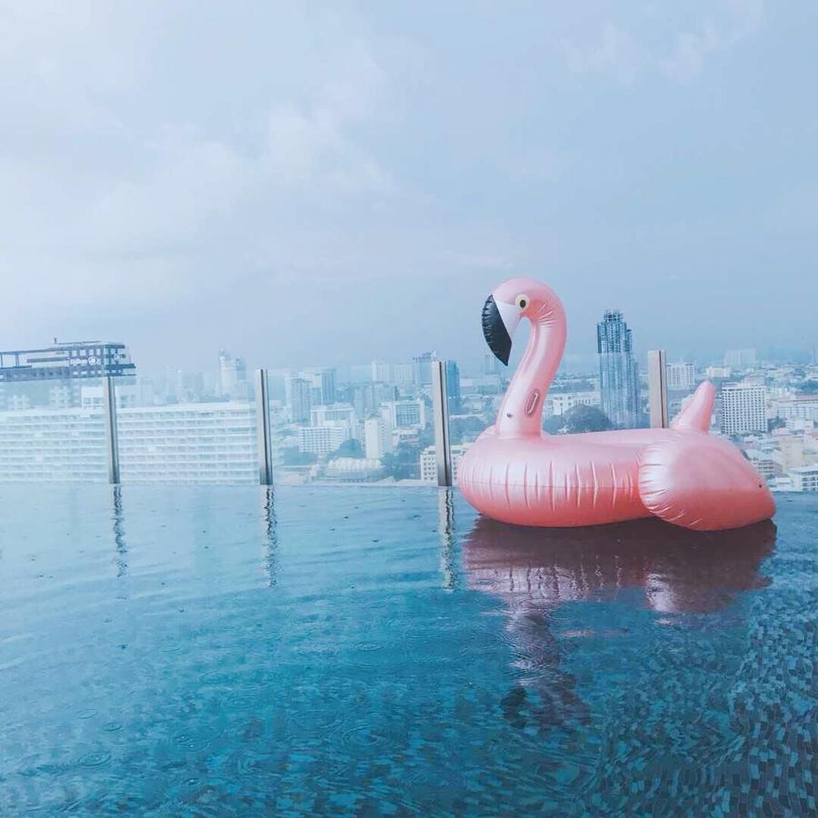 泰国芭提雅顶层无边游泳池公寓thebase健身房 Apartment Pattaya